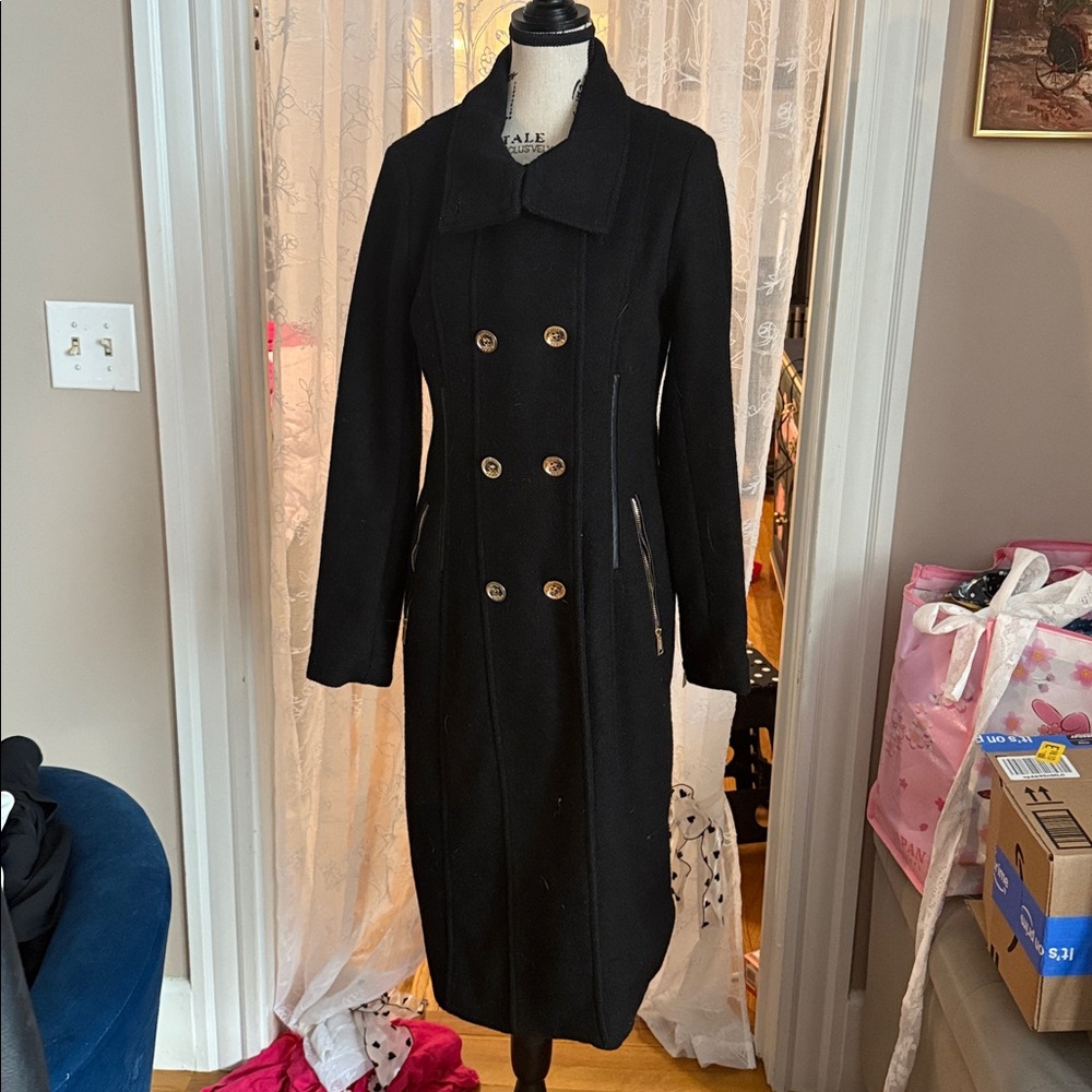 Guess Classic Black Outerwear